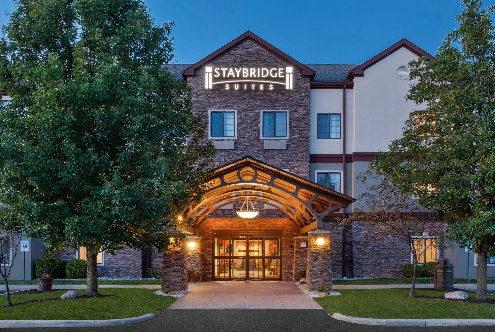 Kalamazoo wedding venue Staybridge Suites Kalamazoo