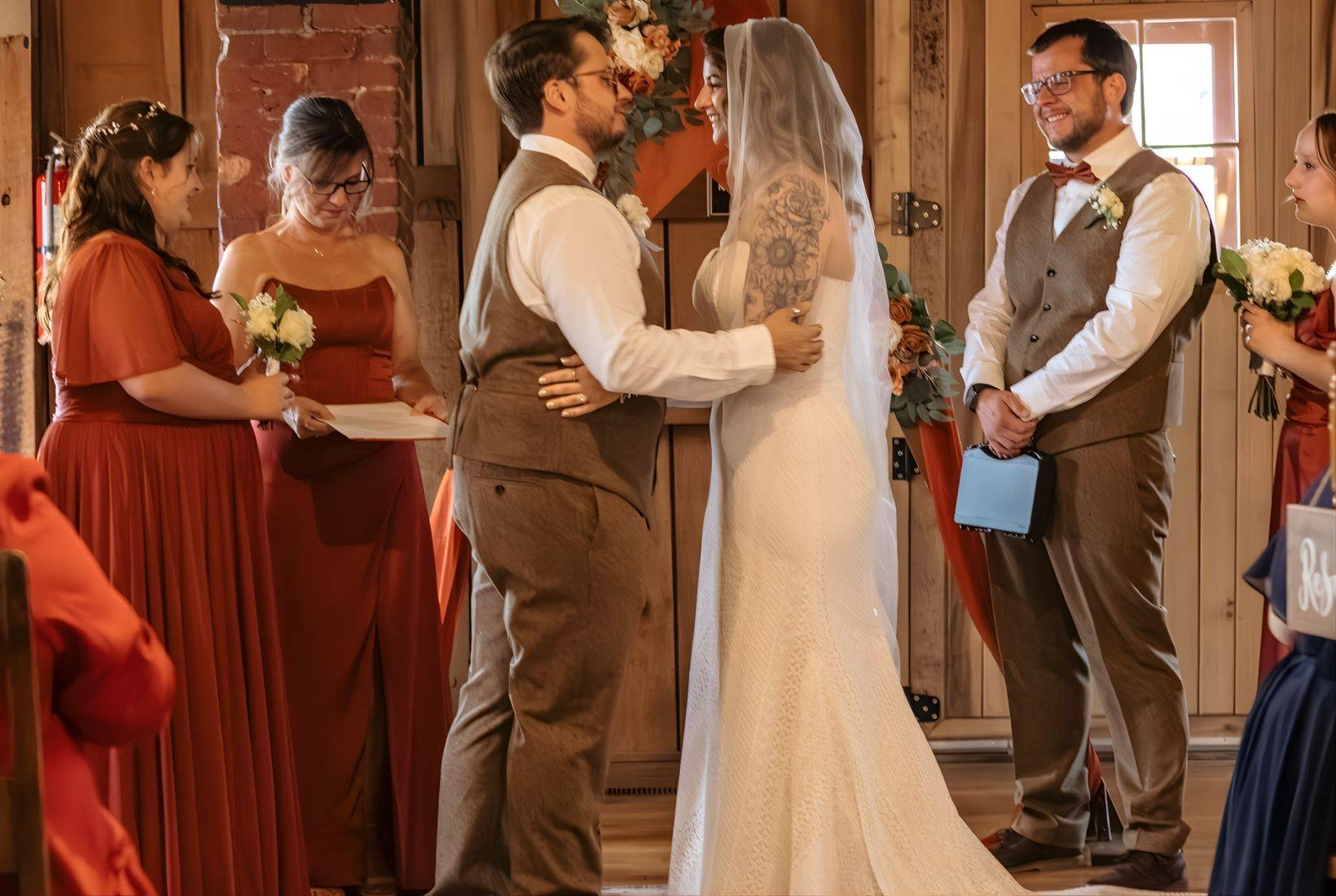 South Haven wedding venue, Stunning Wedding Photo Opportunities Near South Haven, Michigan