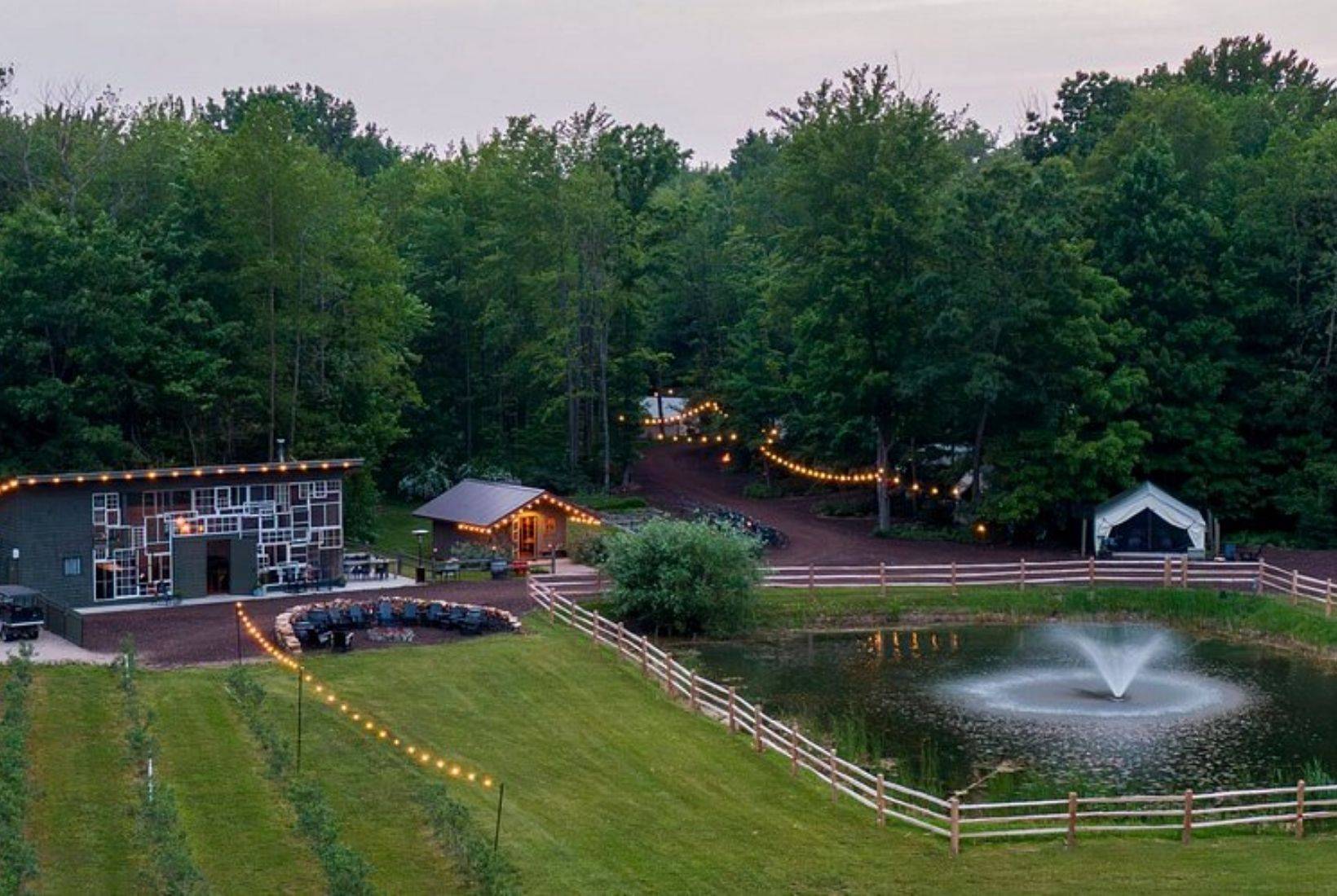 Grand Rapids Wedding Venue lodging